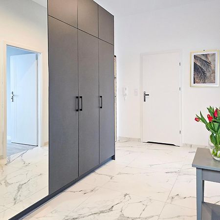 Visit Baltic - Platan Tower Grey Leilighet Świnoujście Eksteriør bilde