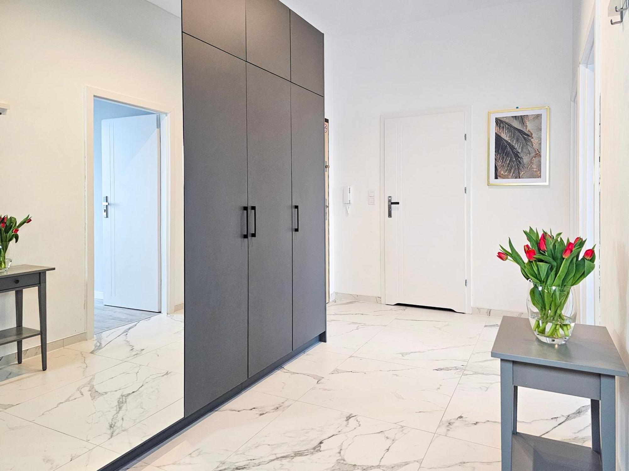 Visit Baltic - Platan Tower Grey Leilighet Świnoujście Eksteriør bilde
